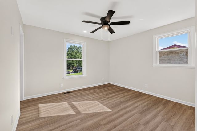 105 Donna Ct, Hendersonville, TN 37075