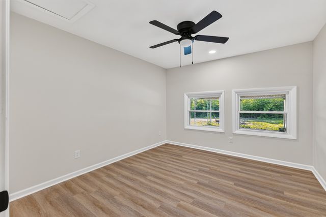 105 Donna Ct, Hendersonville, TN 37075