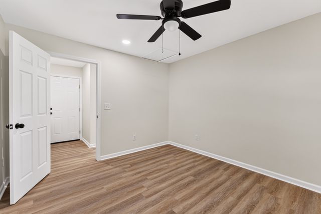 105 Donna Ct, Hendersonville, TN 37075
