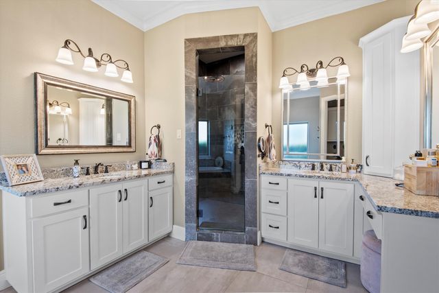 103 Eagle Point Drive, Waxahachie, TX 75165