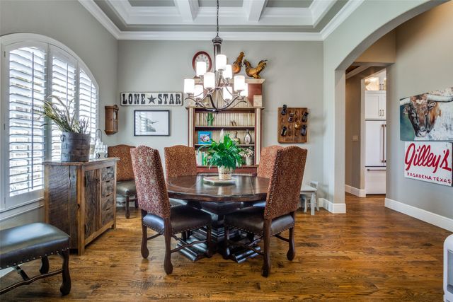 103 Eagle Point Drive, Waxahachie, TX 75165
