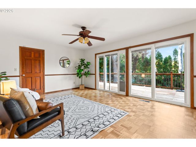 10205 Sw 70TH Ave, Tigard, OR 97223
