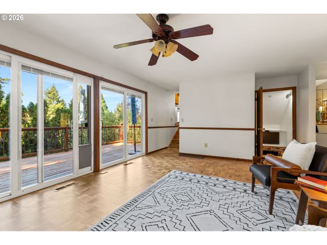 10205 Sw 70TH Ave, Tigard, OR 97223
