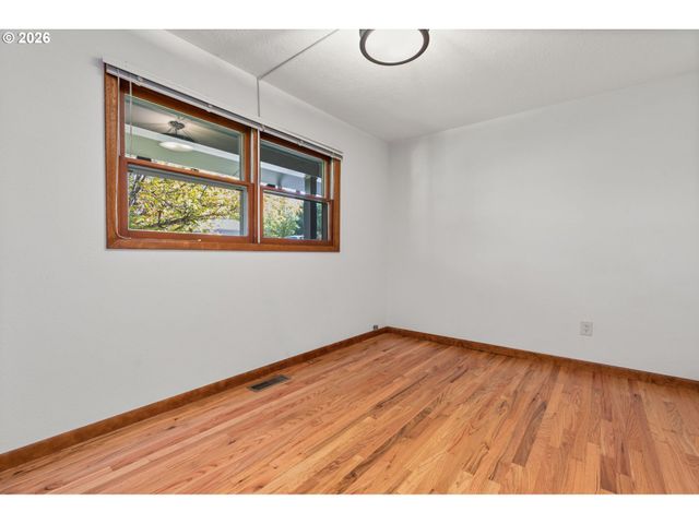 10205 Sw 70TH Ave, Tigard, OR 97223