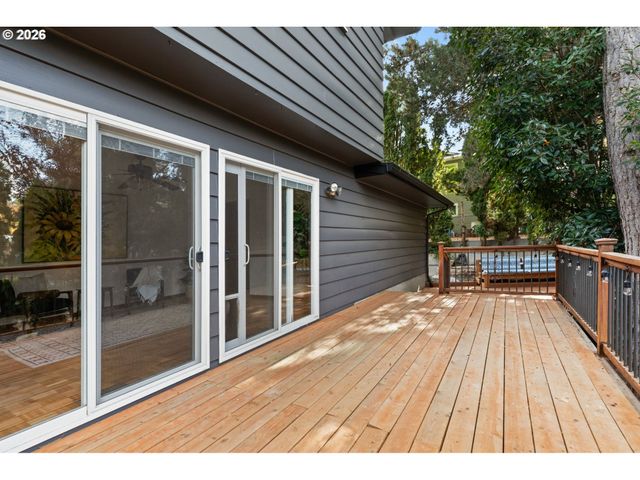 10205 Sw 70TH Ave, Tigard, OR 97223