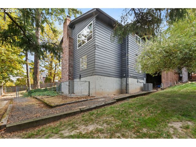 10205 Sw 70TH Ave, Tigard, OR 97223