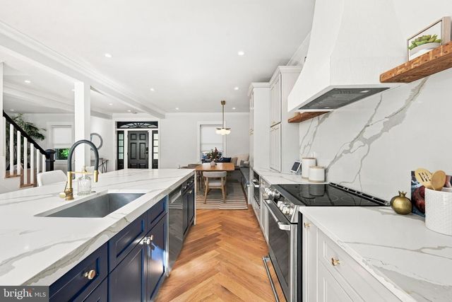 4717 BLAGDEN TER NW, Washington, DC 20011