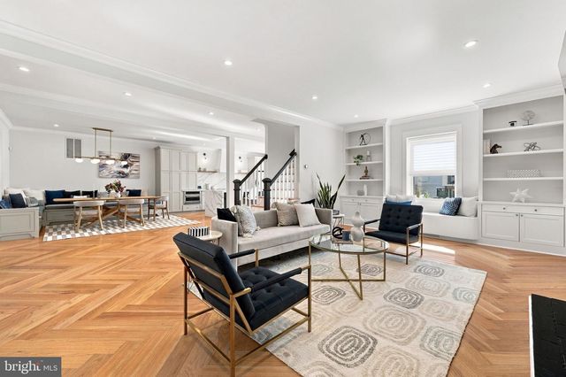 4717 BLAGDEN TER NW, Washington, DC 20011
