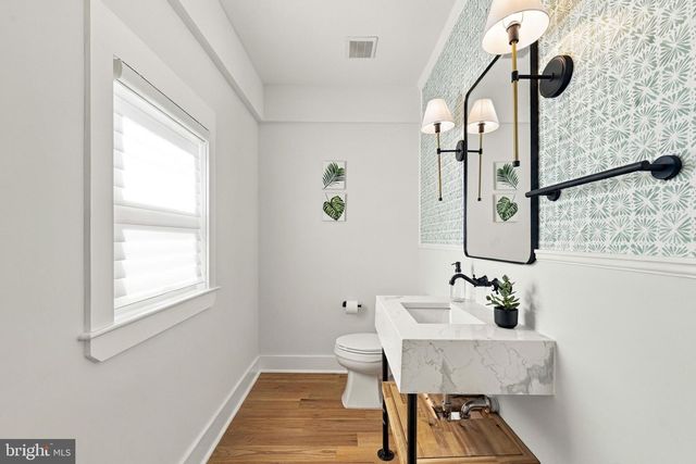 4717 BLAGDEN TER NW, Washington, DC 20011