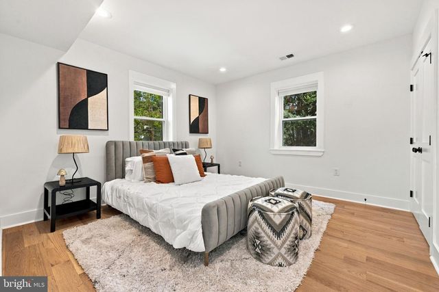4717 BLAGDEN TER NW, Washington, DC 20011