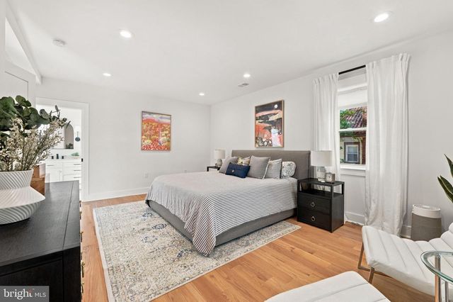 4717 BLAGDEN TER NW, Washington, DC 20011