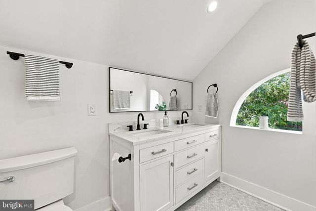 4717 BLAGDEN TER NW, Washington, DC 20011
