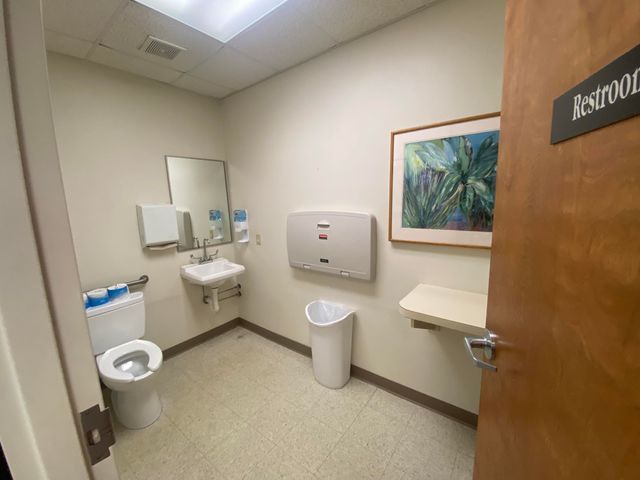 290 Clift Court, Hollister, MO 65672