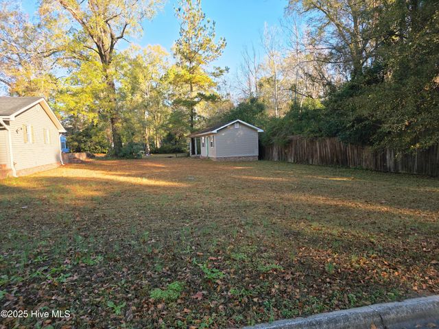 115 S Franklin Street, Whiteville, NC 28472