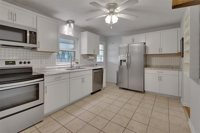 141 N MCDONALD AVENUE, Deland, FL 32724