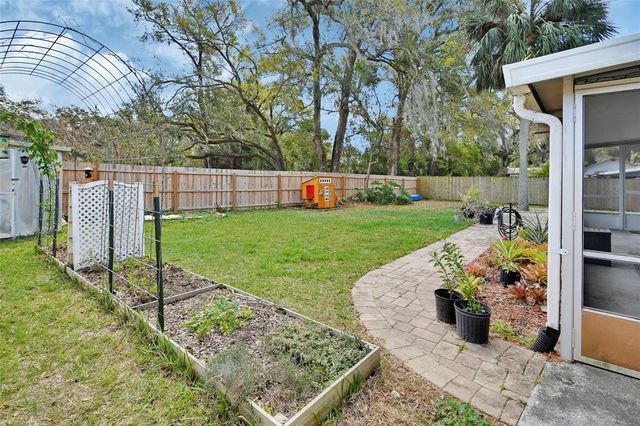 141 N MCDONALD AVENUE, Deland, FL 32724