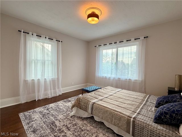 3288 Silsby Road, Cleveland Heights, OH 44118