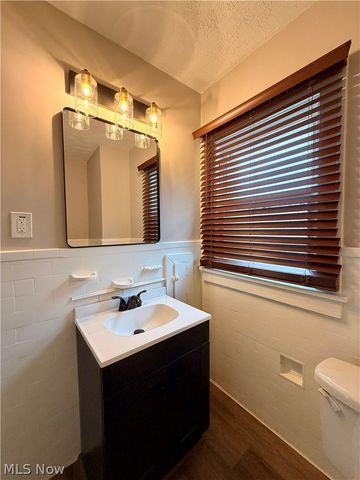 3288 Silsby Road, Cleveland Heights, OH 44118