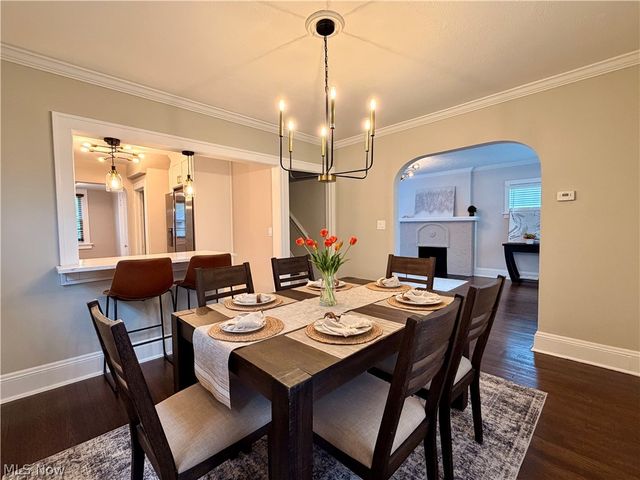 3288 Silsby Road, Cleveland Heights, OH 44118