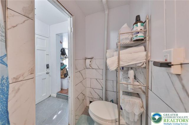 743 Washington Street, Easton, PA 18042