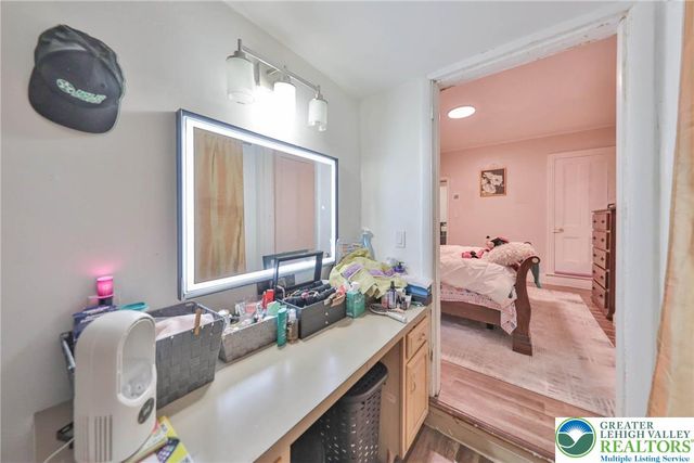 743 Washington Street, Easton, PA 18042