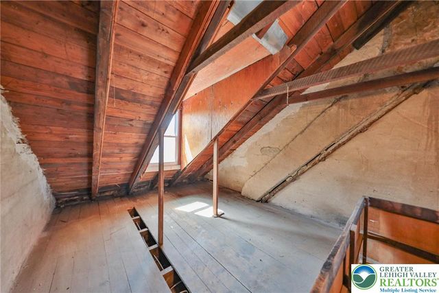 743 Washington Street, Easton, PA 18042