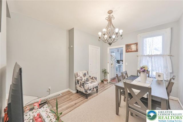 743 Washington Street, Easton, PA 18042
