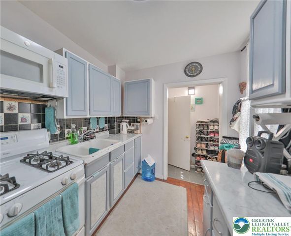 743 Washington Street, Easton, PA 18042