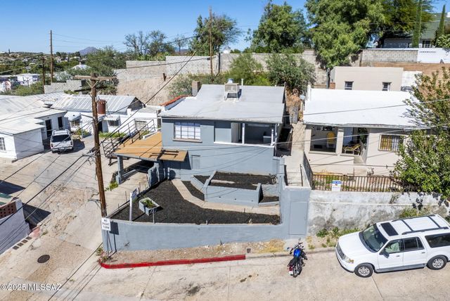 111 E Dumbauld Street, Nogales, AZ 85621