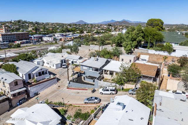 111 E Dumbauld Street, Nogales, AZ 85621