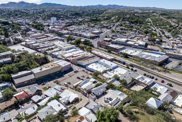 111 E Dumbauld Street, Nogales, AZ 85621