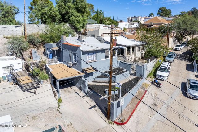 111 E Dumbauld Street, Nogales, AZ 85621