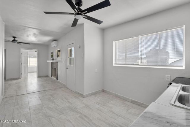 111 E Dumbauld Street, Nogales, AZ 85621