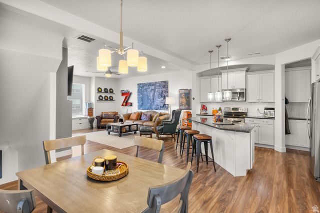 4506 W DAYBREAK RIM WAY, South Jordan, UT 84009