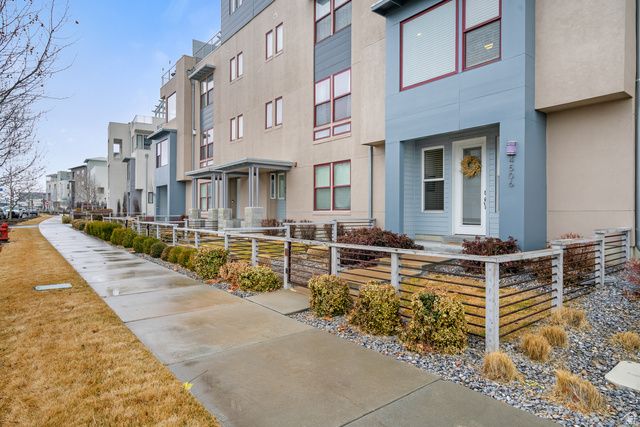 4506 W DAYBREAK RIM WAY, South Jordan, UT 84009