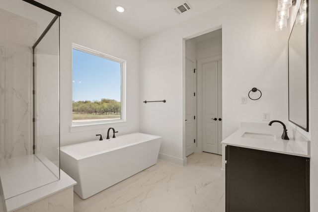 5029 Round Rock Drive, Aledo, TX 76008