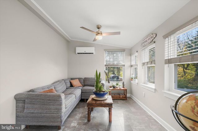 3247 GRAFTON ST, Manchester, MD 21102