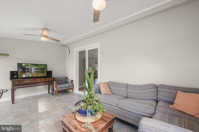 3247 GRAFTON ST, Manchester, MD 21102