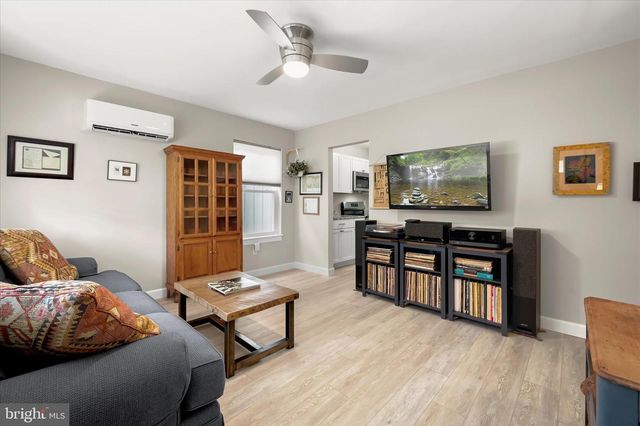 3247 GRAFTON ST, Manchester, MD 21102