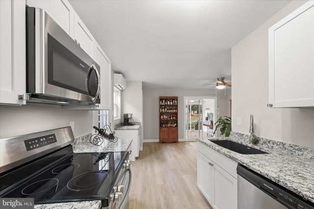 3247 GRAFTON ST, Manchester, MD 21102