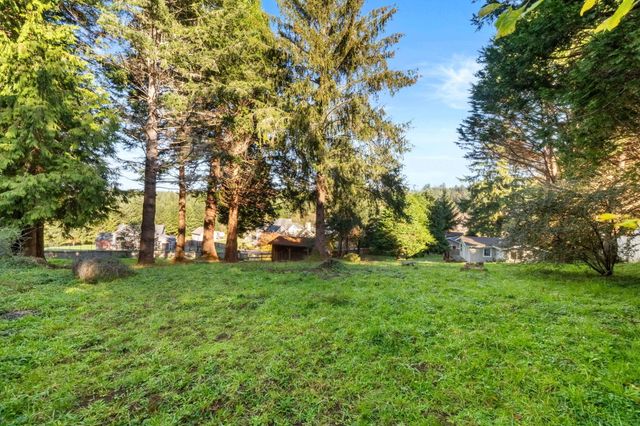 2616 Visser Court, Mckinleyville, CA 95519