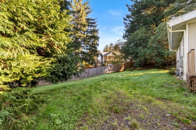 2616 Visser Court, Mckinleyville, CA 95519