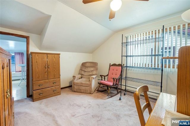 829 Roosevelt Avenue, Secaucus, NJ 07094