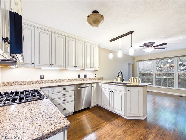 35 Woodland Park Drive, Parkersburg, WV 26104