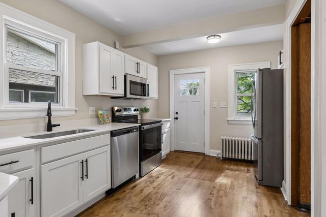 1078 Edmund Avenue, Saint Paul, MN 55104