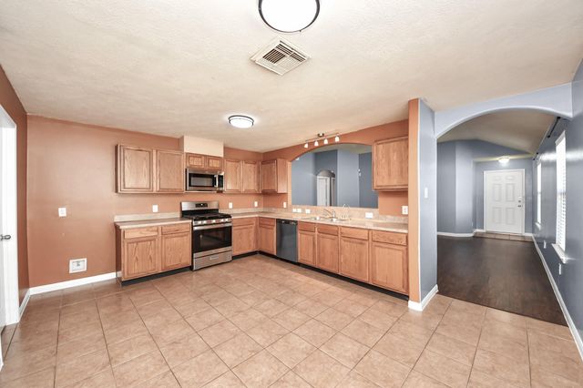 21630 Falvelsunset Court, Spring, TX 77388