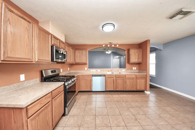 21630 Falvelsunset Court, Spring, TX 77388