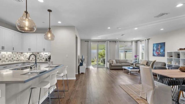 30491 De Caron Street, Murrieta, CA 92563