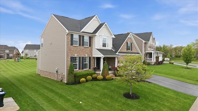 213 Overlook Dr, Ohio Twp, PA 15237