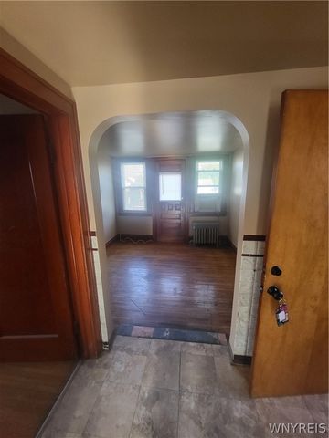 1368 Harlem Road, Cheektowaga, NY 14206